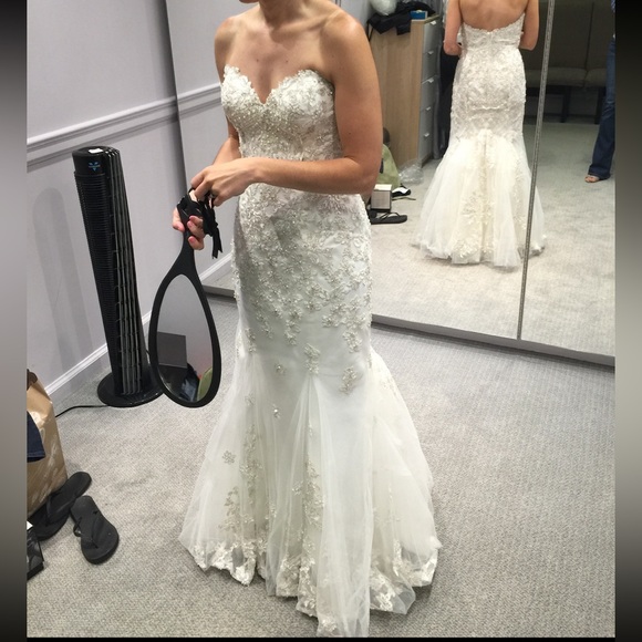 NWT - Dennis Basso Wedding Dress - Picture 14 of 16